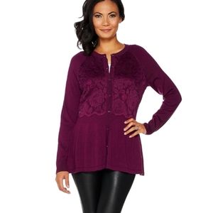 ISAAC MIZRAHI PURPLE PART LACE CARDIGAN . SIZE 2X